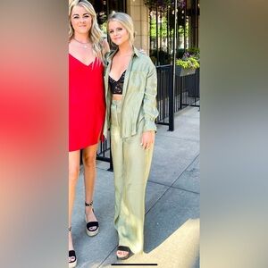 Nasty Gal Silky Green Pants Size 4 (fits like a small!)